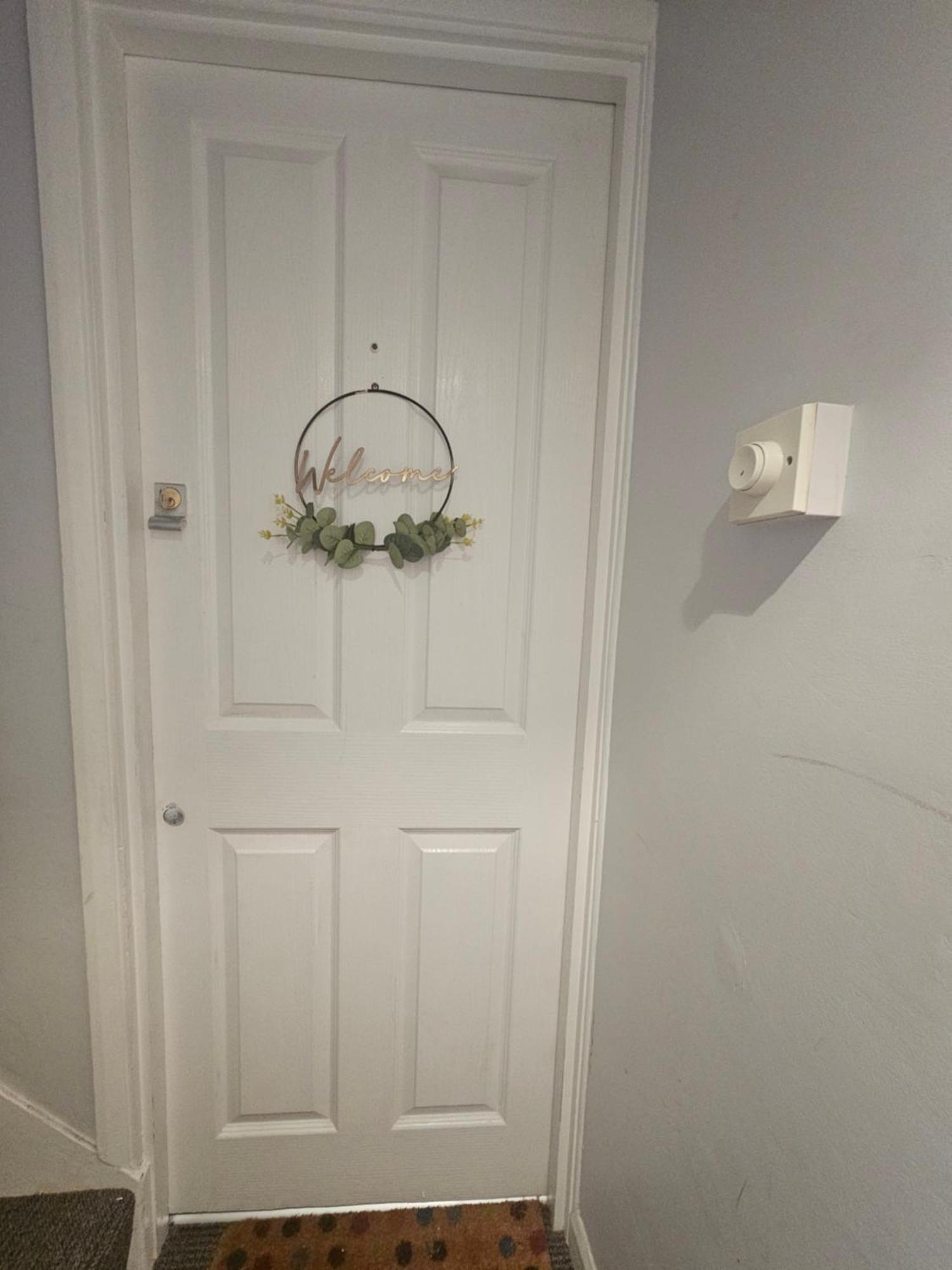 St Albans City Stays - Near Luton Airport - St Albans Abbey & City Train Station - Close To London- Harry Potter World - The Odyssey Cinema - Abbey Cathedral- Contractors I Business I Leisure- Sleeps Upto 6 People Exteriér fotografie